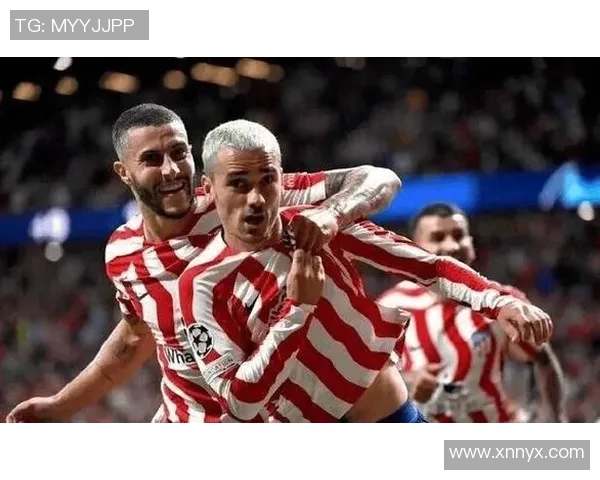 皇家社会与马竞球衣对比分析谁的设计更具魅力与特色