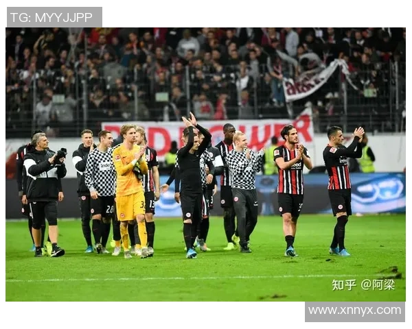 科隆与沃特福德的激烈对决揭示足球魅力与团队精神的完美结合